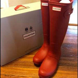 Hunter Rainboots Women NWT Matte Red Size 9